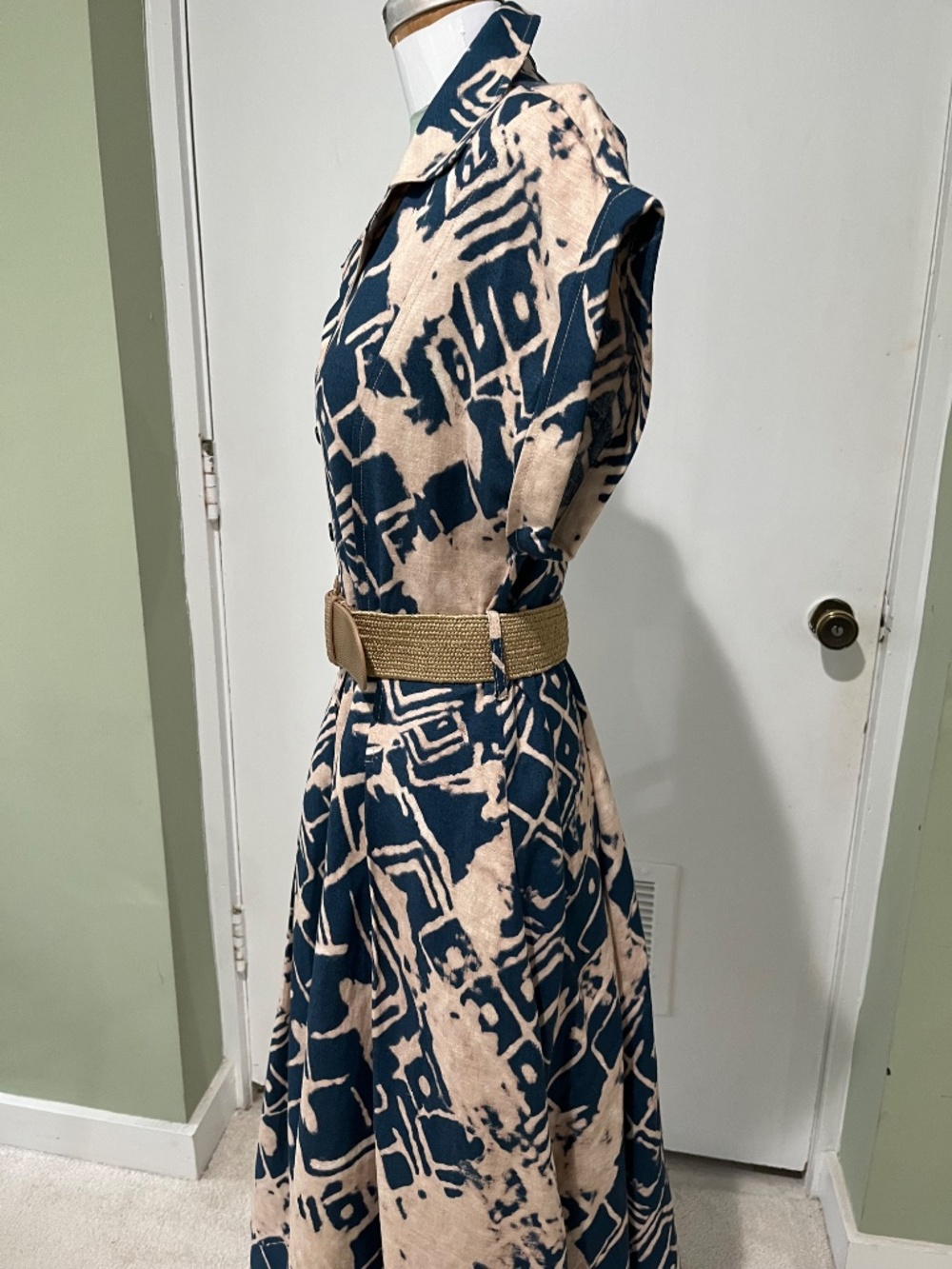 Donna Karan Midi Dress with Belt - Picture 5 of 6